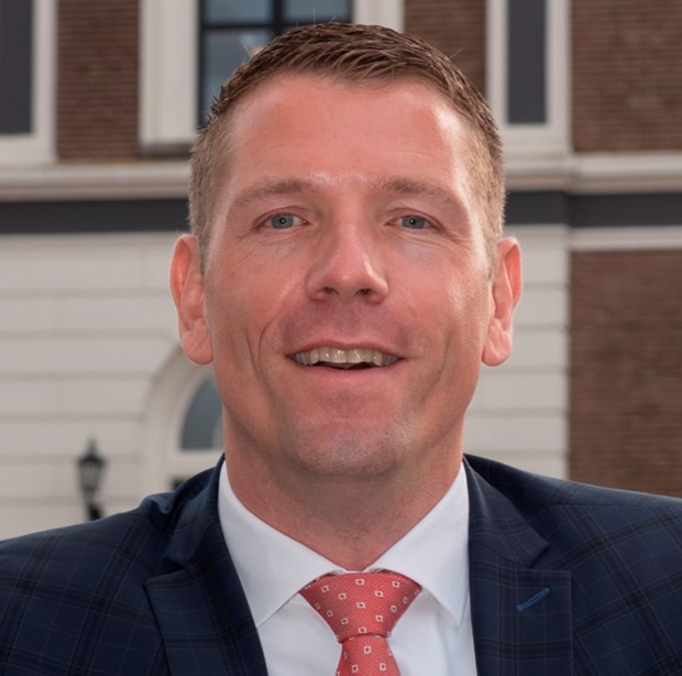 Dimitri Horsthuis-Tangelder